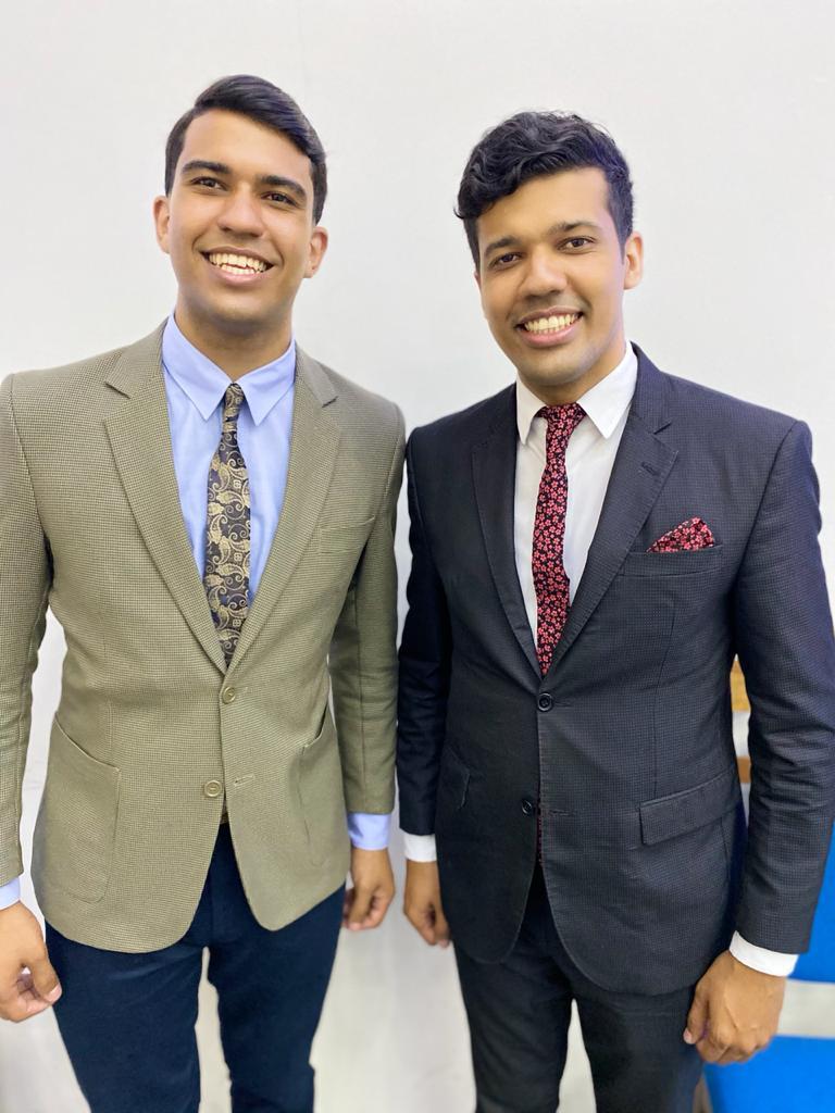 Foto dos cantores Abdiel e abimael